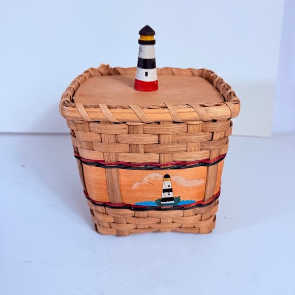 Karen Traub Coastal Wicker Basket Lighthouse Lid VTG Woven Nautical Storage - Picture 15 of 16